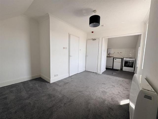 Studio to rent