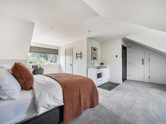 Studio to rent