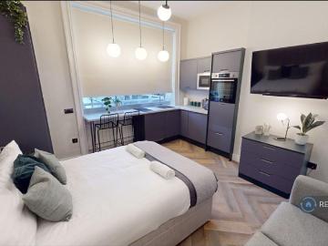 Studio to rent