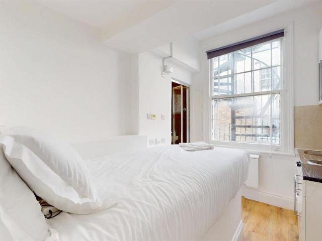 Studio to rent