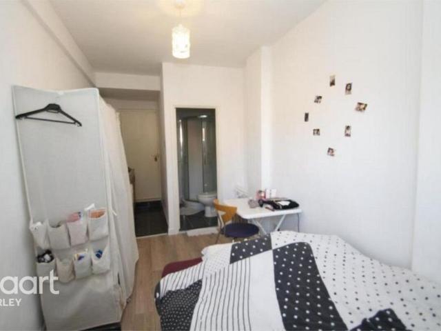 Studio to rent