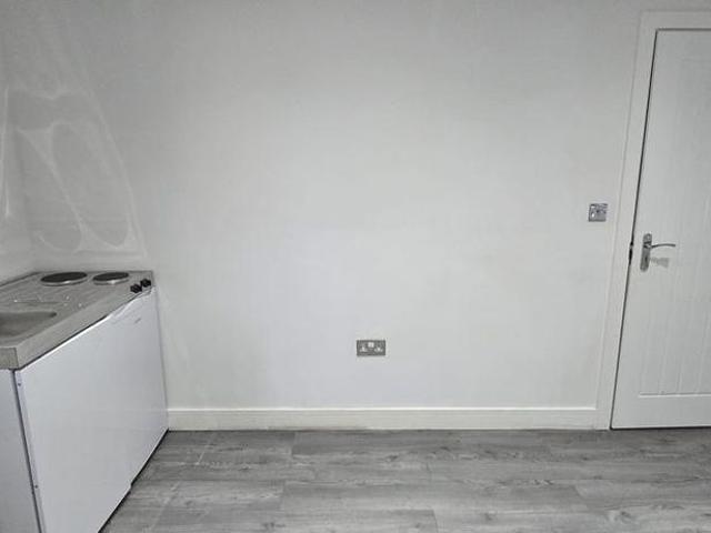 Studio to rent