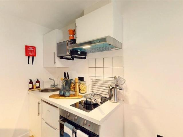 Studio to rent