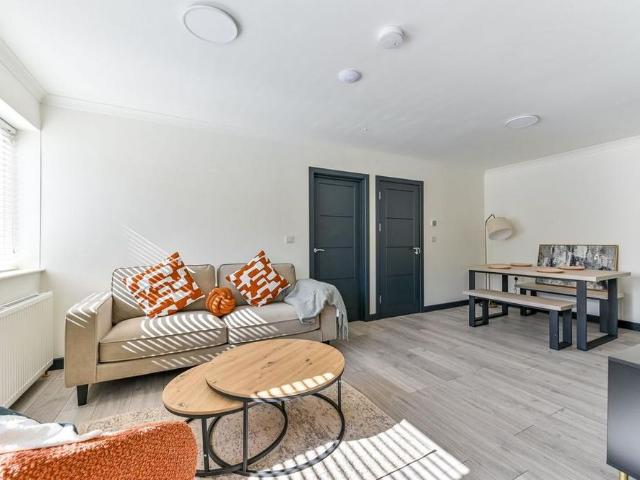 Studio to rent