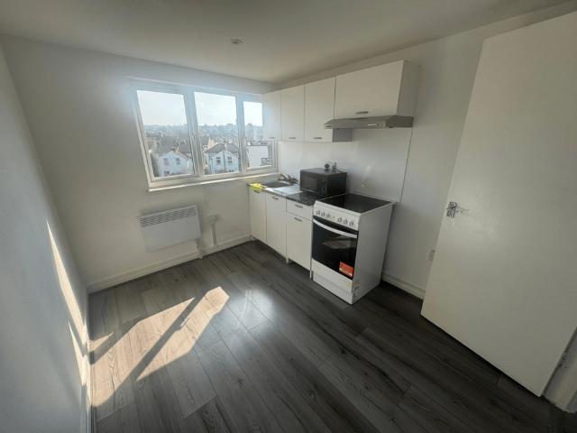 Studio to rent
