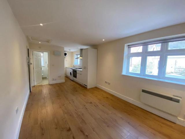 Studio to rent