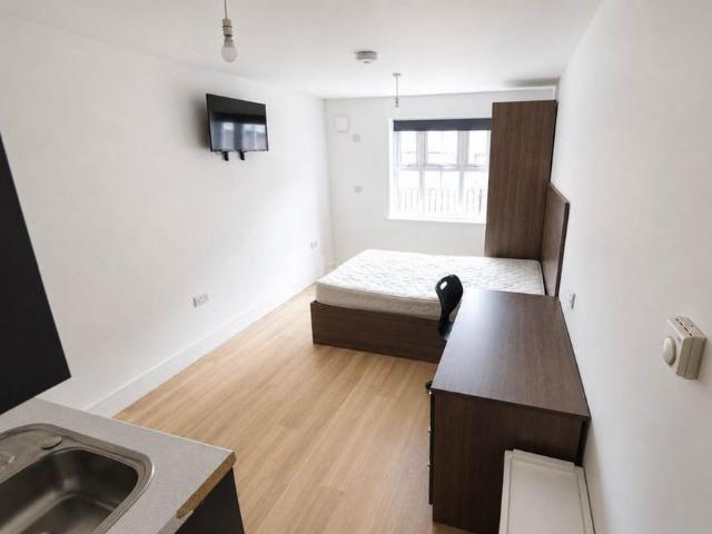 Studio to rent
