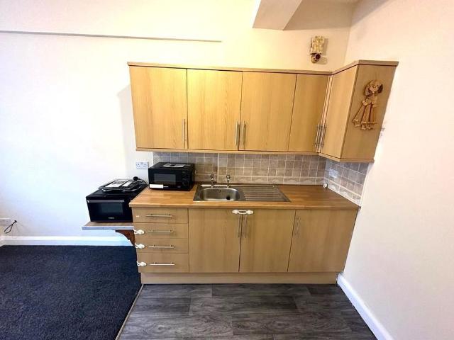 Studio to rent