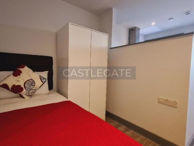 Studio to rent