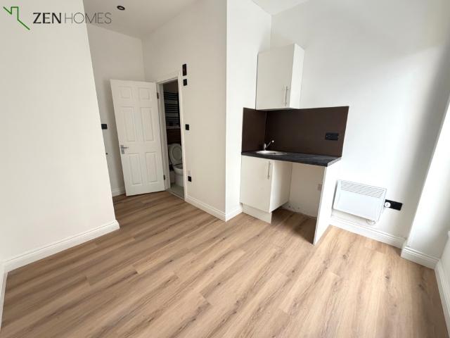 Studio to rent