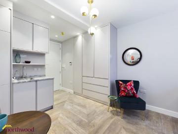 Studio to rent