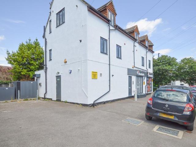 Studio to rent