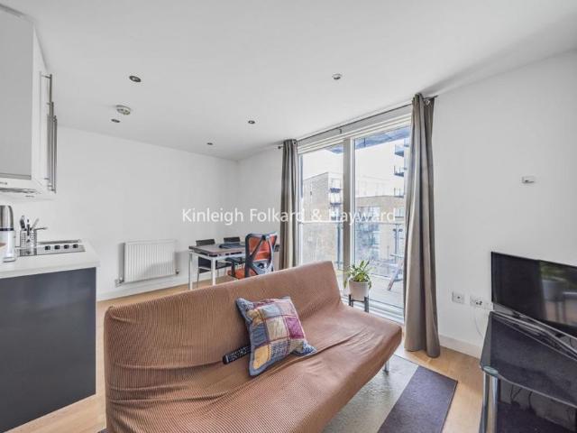 Studio to rent