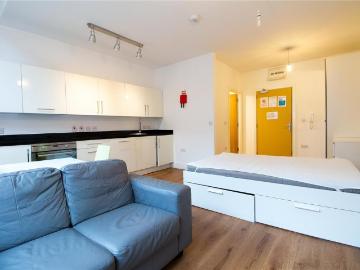 2 bedroom flat to rent