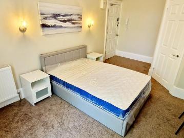 Studio to rent