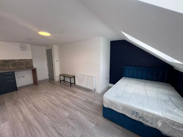 Studio to rent