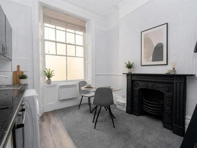 Studio to rent