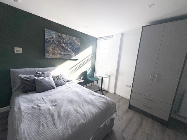 Studio to rent