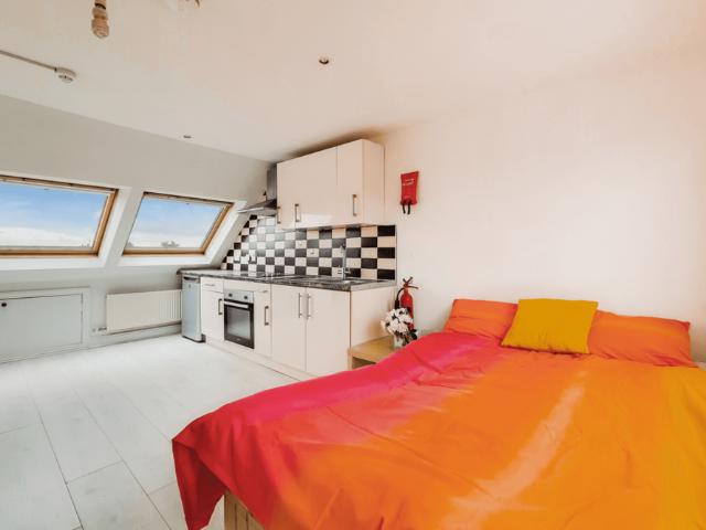 Studio to rent