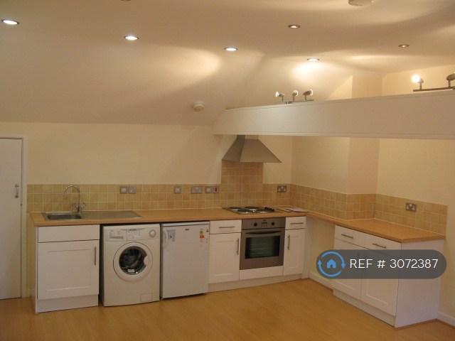 Studio to rent