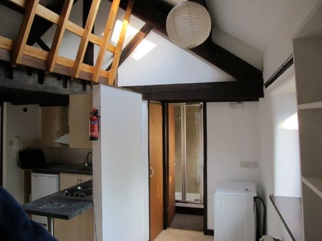 Studio to rent