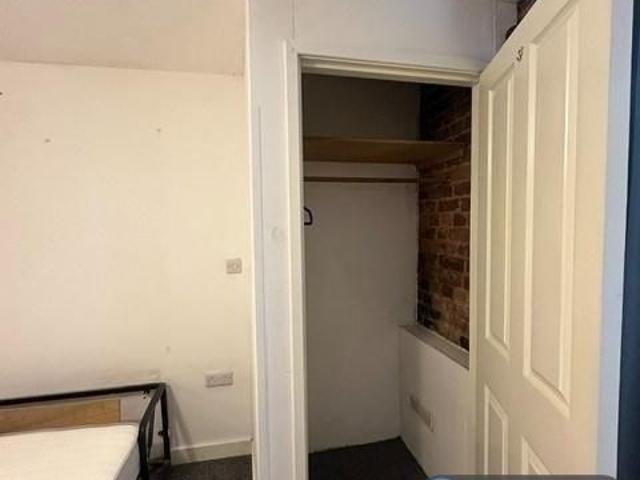 Studio to rent