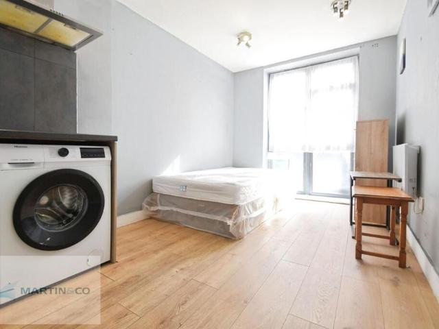 Studio to rent