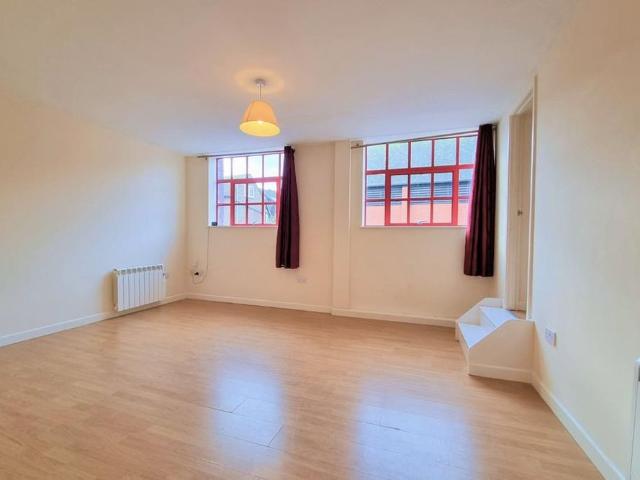 Studio to rent