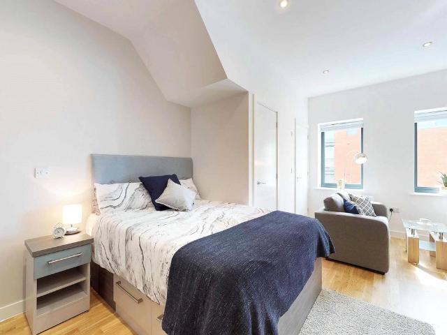 Studio to rent