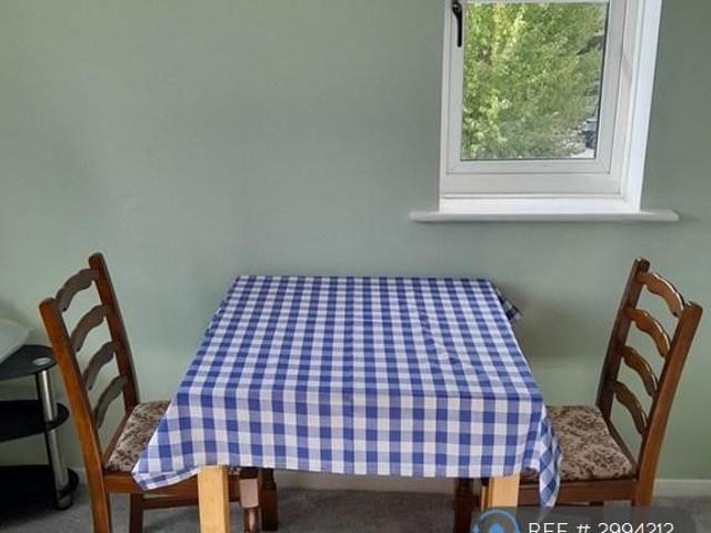 Studio to rent