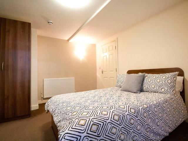 Studio to rent