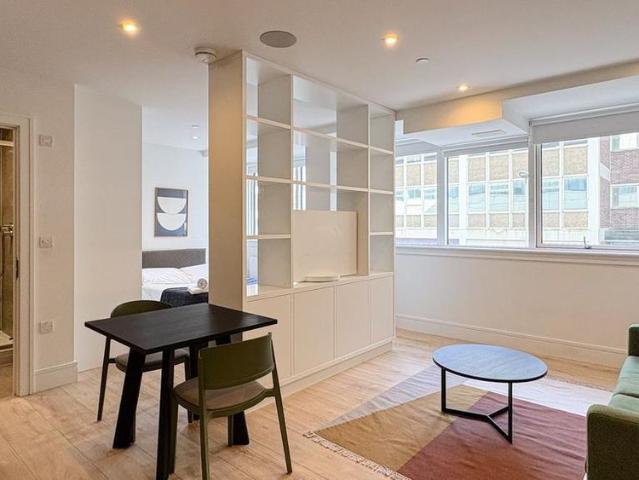 Studio to rent