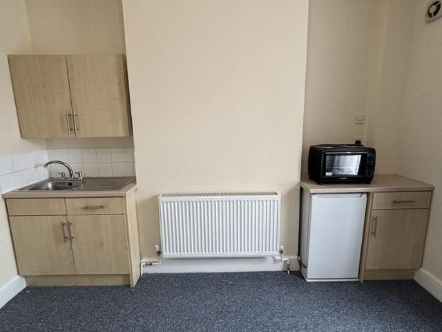Studio to rent