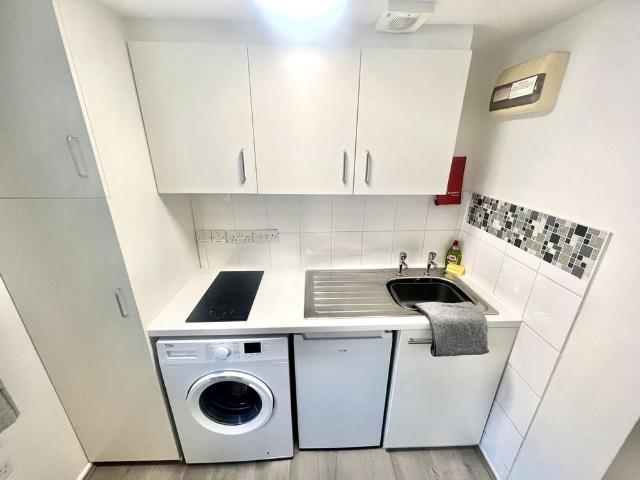Studio to rent
