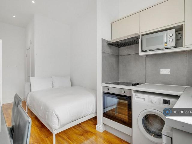 Studio to rent