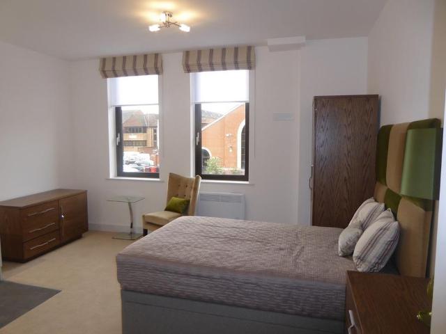 Studio to rent