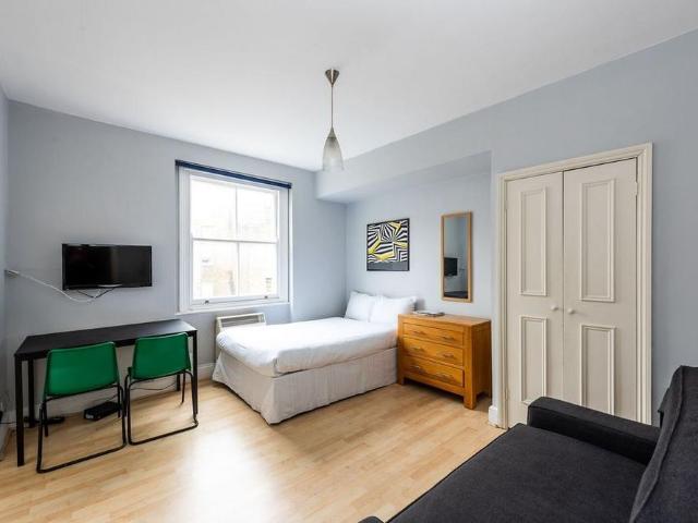 Studio to rent