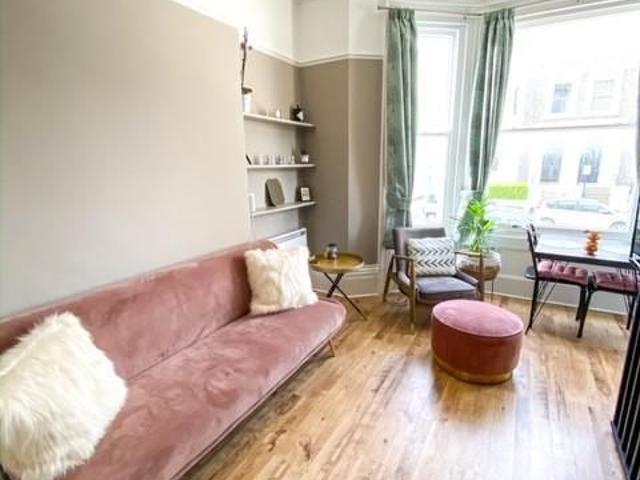 Studio to rent