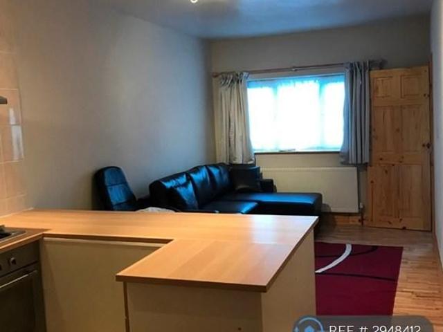 Studio to rent