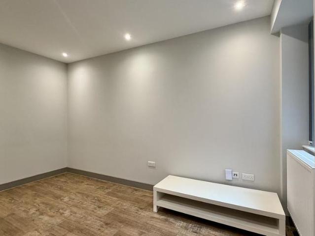 Studio to rent