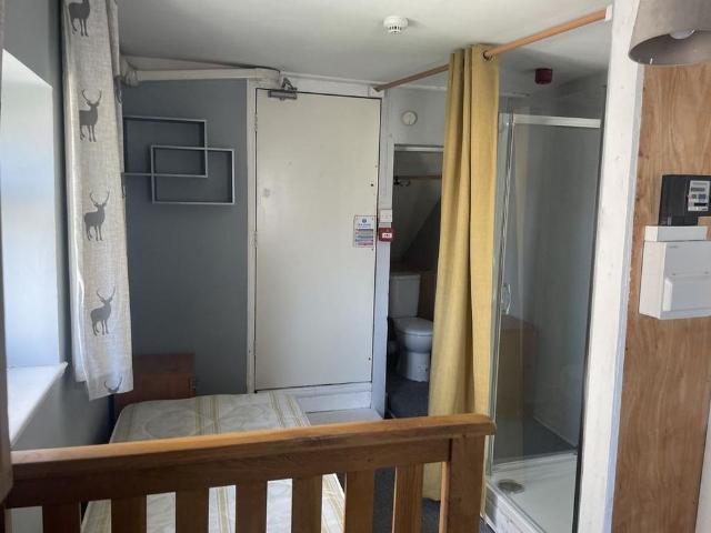 Studio to rent
