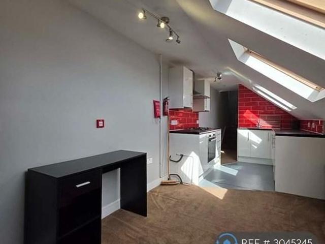 Studio to rent