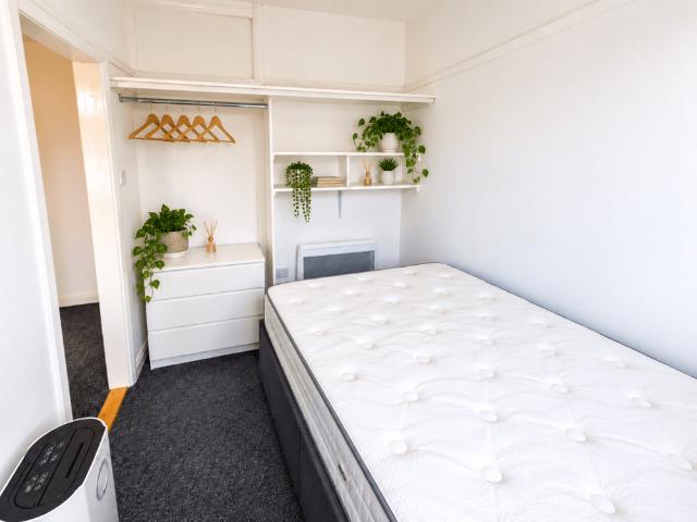 Studio to rent