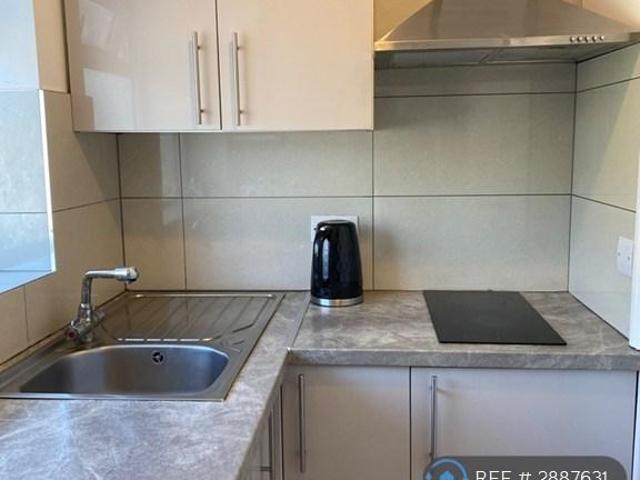 Studio to rent