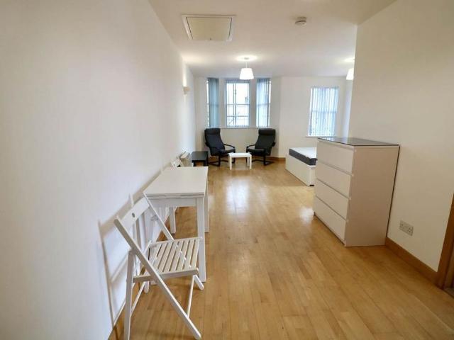 Studio to rent