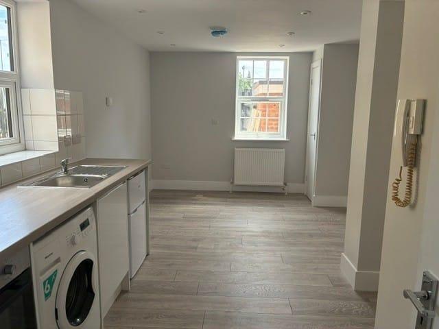 Studio to rent