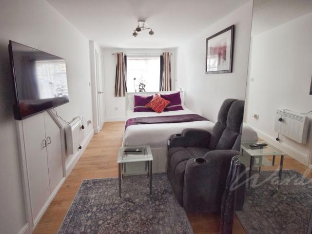 studio to rent