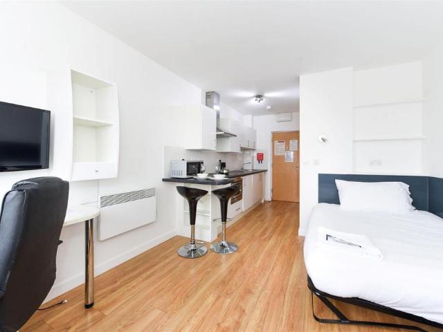 Studio to rent