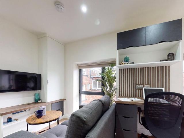 Studio to rent