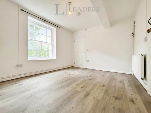 Studio to rent